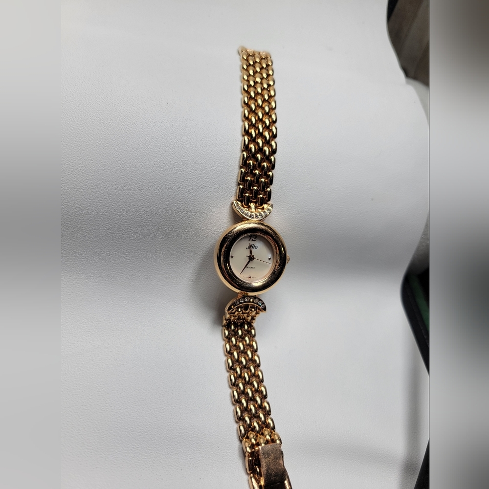 ALTO Women's Watch - Picture 9 of 16